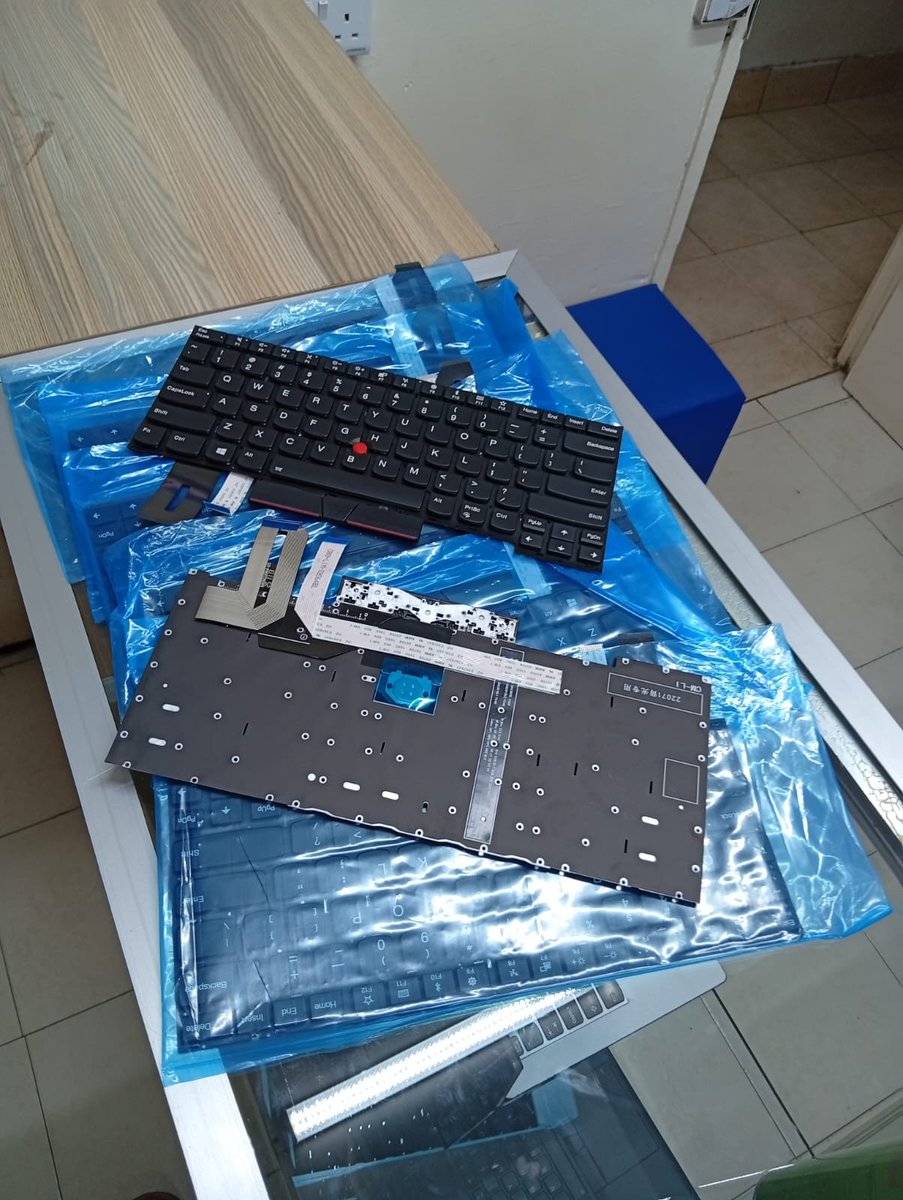 Teccosscomputer's tweet photo. Laptop Batteries/Keyboards Available for Replacements https://t.co/zmlG3lN8Uh