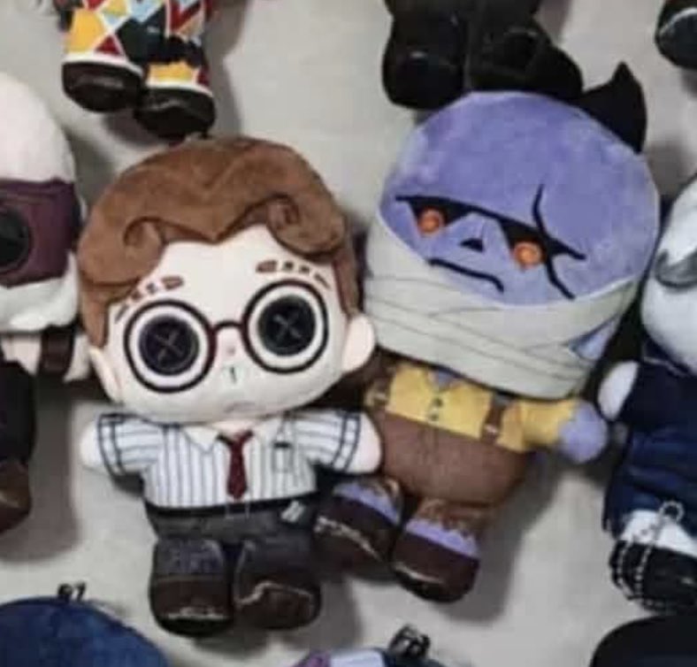 mortonesque's tweet photo. @InverseKirkury Fredleo plushies…awww https://t.co/Mqa8iYCC6l