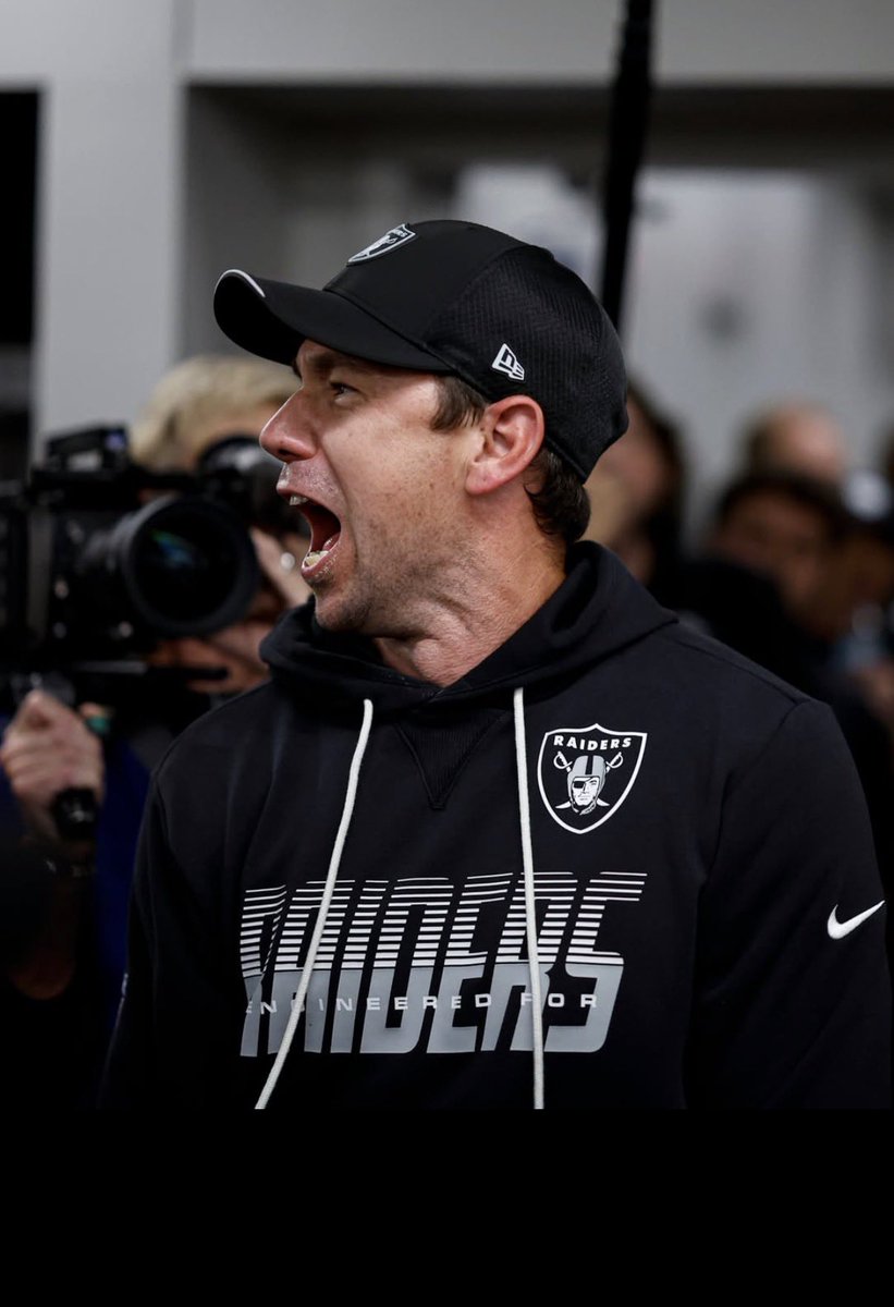 AdamSchefter's tweet photo. Klint Kubiak is the third Raiders head coach in franchise history to start his tenure 3-0, joining Bill Callahan and John Madden. https://t.co/JOAPatonec