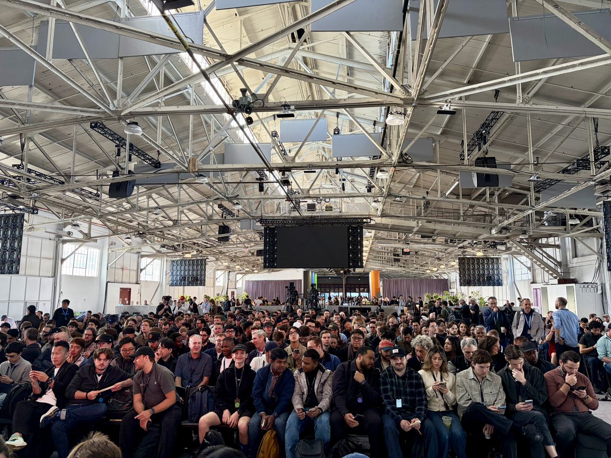 BradGroux's tweet photo. DevDay keynote hall is buzzing! https://t.co/HahLiZ76BY