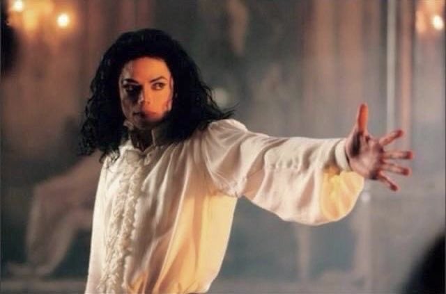 millie_saar's tweet photo. @michaeljackson Ghosts 🙌 https://t.co/BbkBO3FDgm