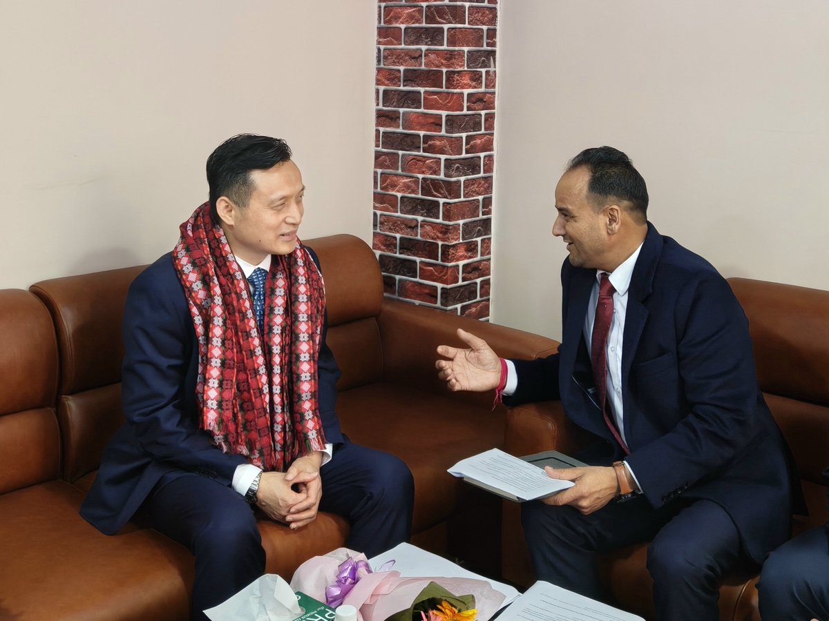PRCAmbNepal's tweet photo. Delighted to visit Gorkhapatra Corporation and exchange views with General Manager Hikmat Bahadur Rawal and his wonderful team. https://t.co/TunlGTOrzz