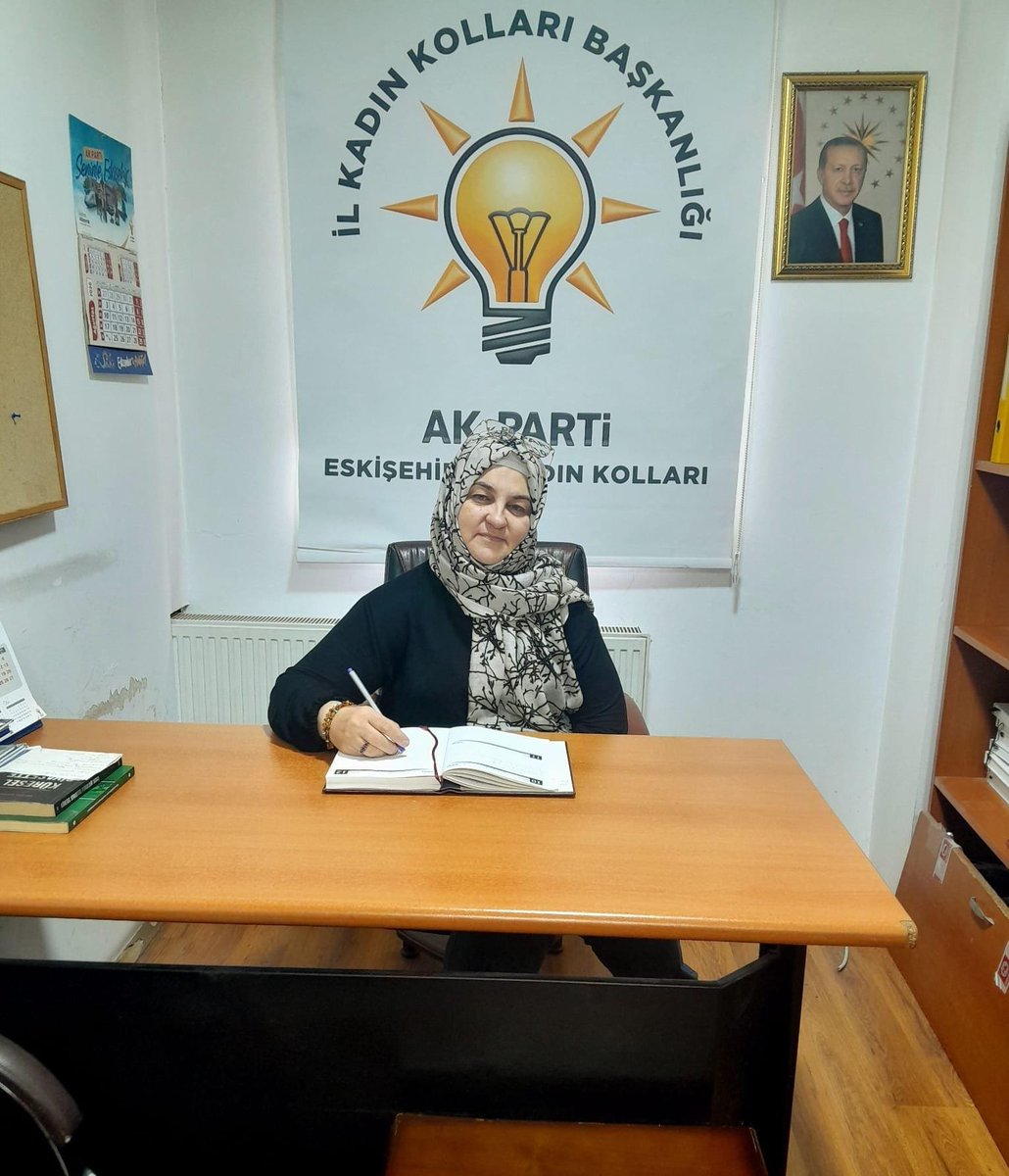 AkadinEskisehir's tweet photo. AK Parti Eskişehir İl Kadın Kolları Başkanlığımızda nöbetçi Yönetim Kurulu Üyelerimiz Suriye Akipek ve Saliha Fun'dur. https://t.co/fik6Axb7bE