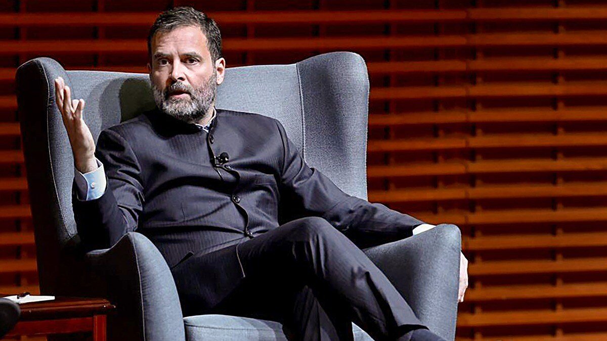 NewspressX's tweet photo. 🔴 If EVMs had not been used in the 2024 Lok Sabha Elections, would Rahul Gandhi have become Prime Minister?

01. ○ YES
02. ○ NO

Be honest, please. 🙏 https://t.co/etW9UEUAX2