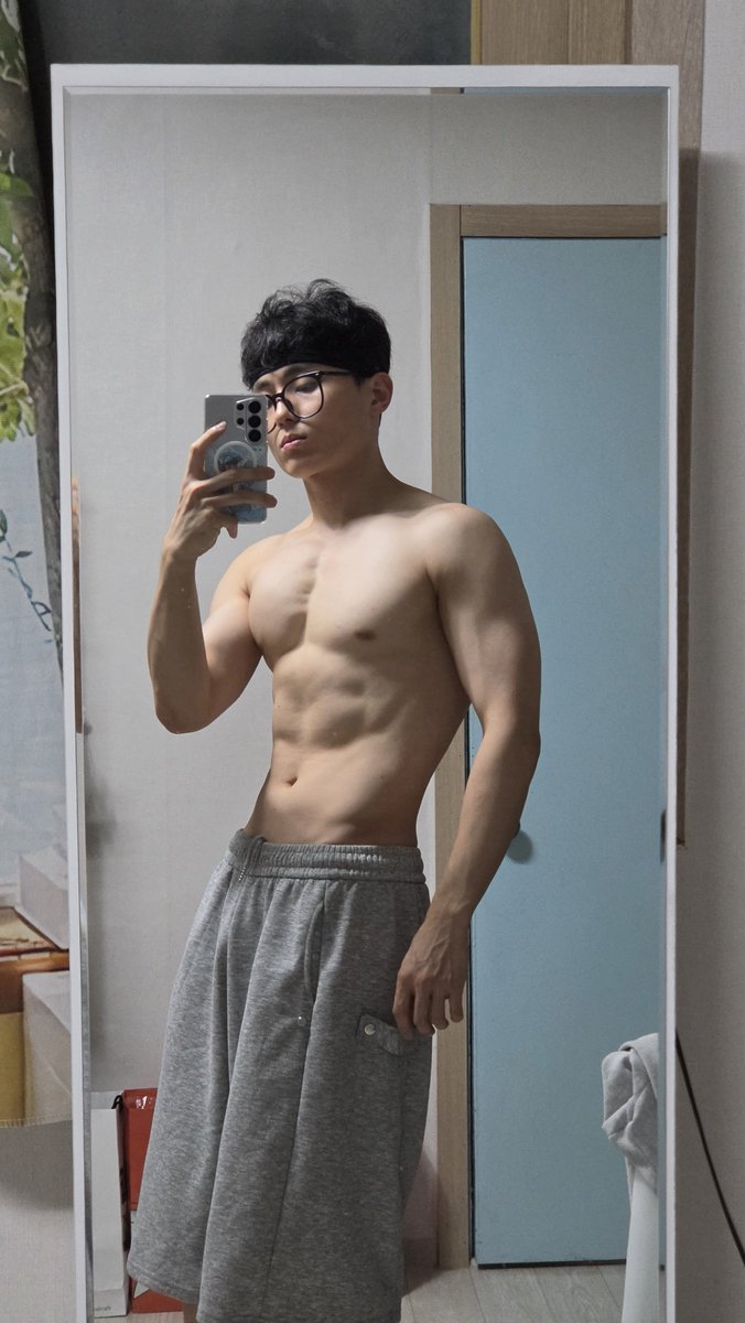 93_samdol's tweet photo. ㅇㅇㅇ 💪 https://t.co/rA5rqvCDUM