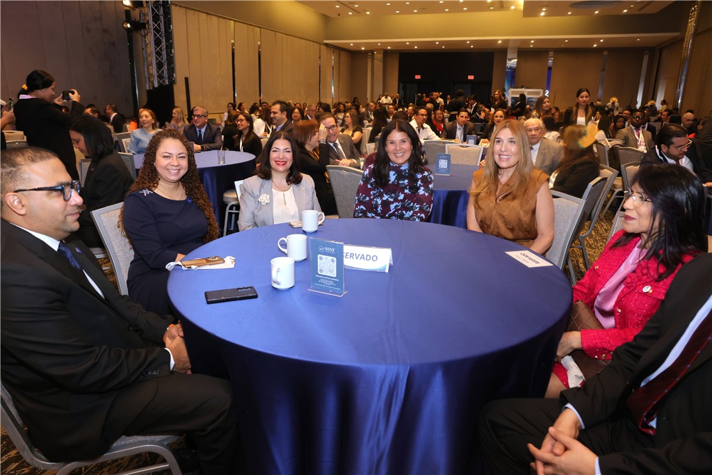 OJudicialPanama's tweet photo. Presidenta de la CSJ participa en el Primer Congreso Internacional sobre Prevención, Cumplimiento e Innovación... Más detalles en la web: https://t.co/RmHqwTxevj https://t.co/7eL4tNzP1J