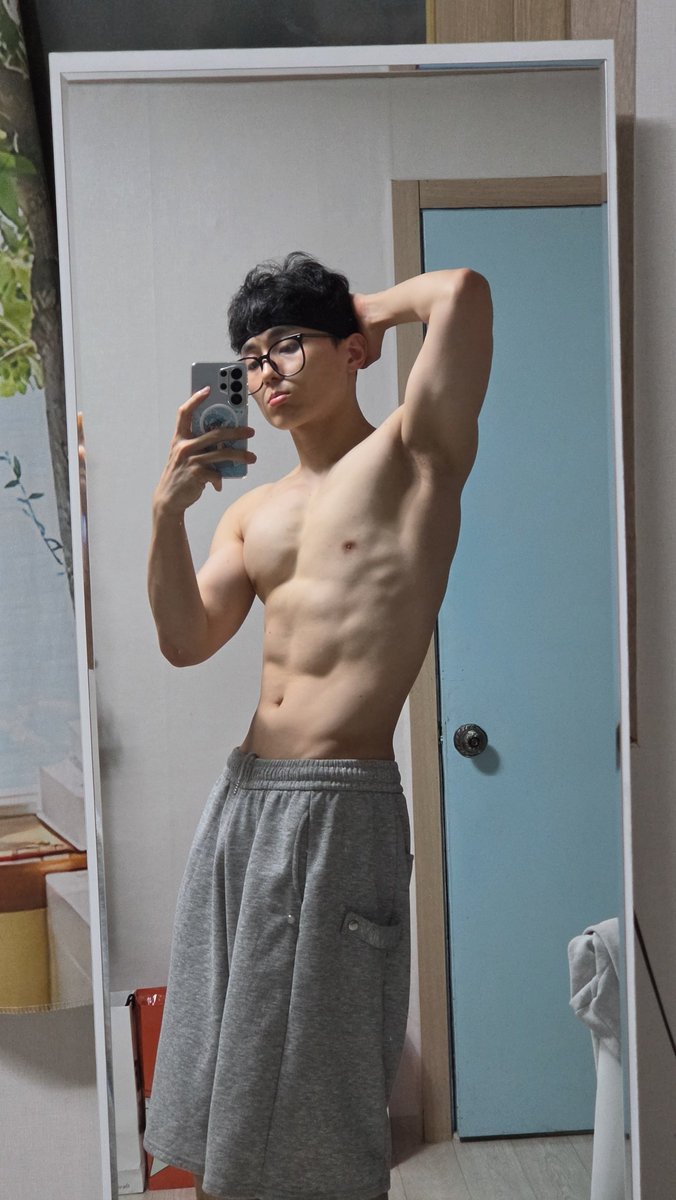 93_samdol's tweet photo. ㅇㅇㅇ 💪 https://t.co/rA5rqvCDUM