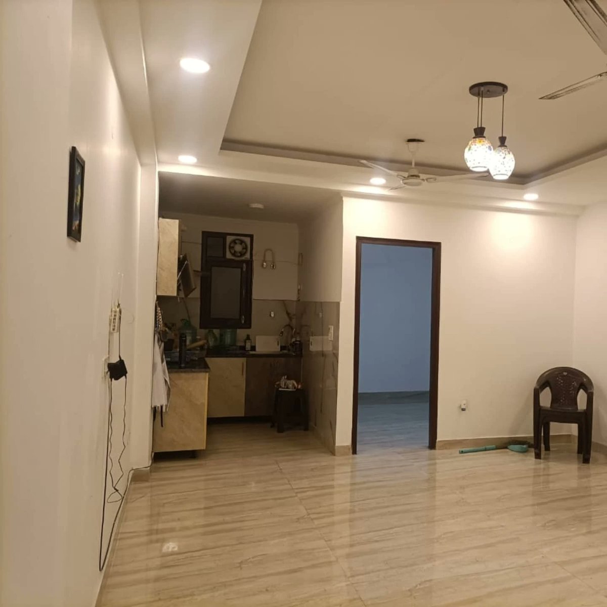 NobukoMarcwxq's tweet photo. 3BHK flat available for rent in Panchsheel Vihar, a prime South Delhi location. Fully furnished with a modular kitchen, wardrobes, lift, car parking, excellent ventilation, security, and nearby markets and amenities. Perfect for luxury living. https://t.co/noUdyTxdPT