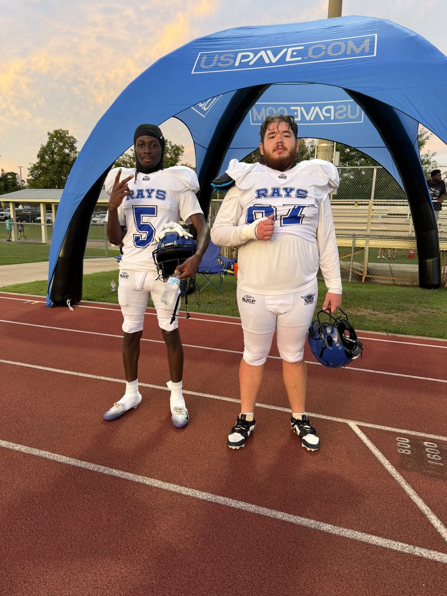 smallnick05's tweet photo. 6,4 305-315 versatile OL NT with 5 @_steppin4christ 
Looking for a home four years of eligibility✝️ @ALRaysFootball @TheRedZoneCoach @LUFBRecruiting https://t.co/ugCFKzYxOF
