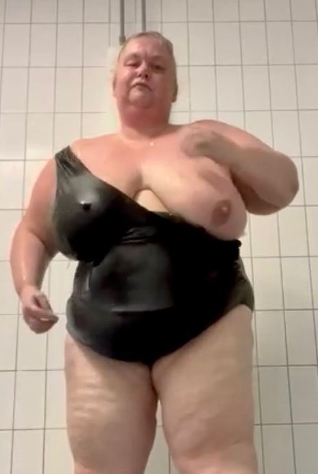 elgerocultor's tweet photo. Visiten mi canal gratuito... 😋📷 😋
Comenten, Reposteen y Compartan
#granny #grannysex #mature #maduras #abuelas #ancianas #abuelasgordas #madurasgordas https://t.co/e8HjnHySaz