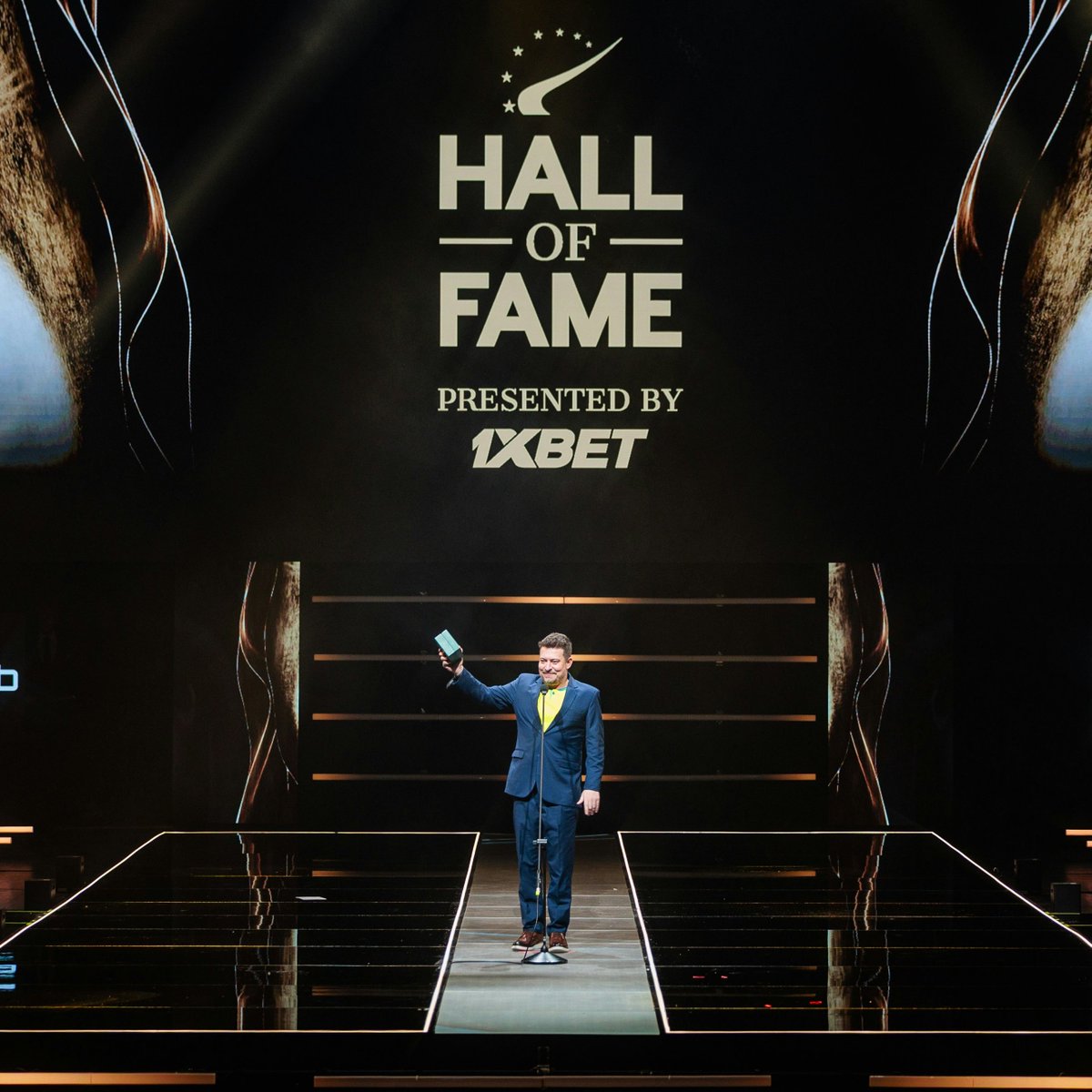 HLTVawards's tweet photo. The night @cogucs became a Hall of Famer 📸 https://t.co/ikemnBGBiD