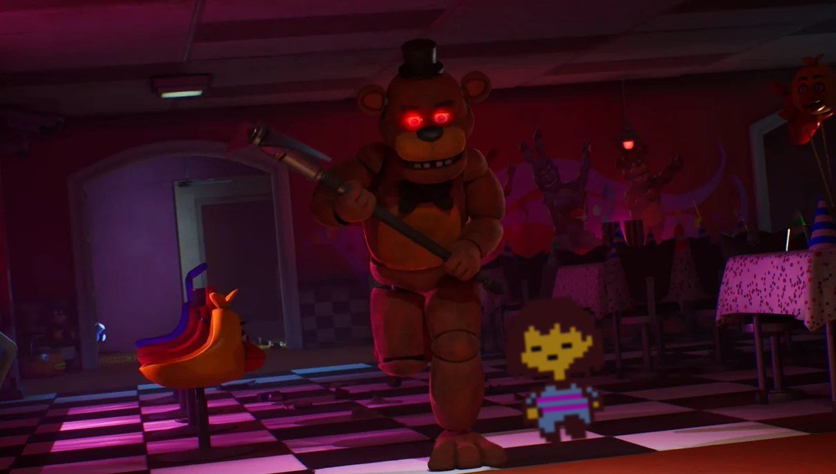 Random_Frisk's tweet photo. *That animatronic bear looks really determined to get a victory royale! https://t.co/ziUTQEfsX1