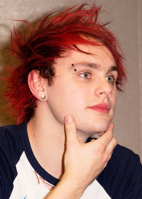 loverofminecth's tweet photo. i think michael’s eyebrow piercing deserved more hype. i don’t care if it was hanging on by a thread. you can’t silence me anymore i have to speak my truth https://t.co/6PaRPVcA3D