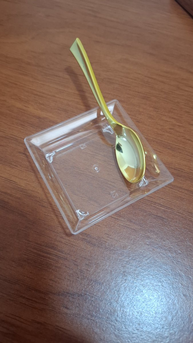 supplycompanyca's tweet photo. La unión perfecta para tu mesa de postres

🔸️Mini Platos cuadrados
🔸️Cucharillas doradas para postres

¿Ya las tienes? Mándanos foto de como te quedaron

¿No las tienes? ¡Que esperas para solicitar! Aquí te coordinamos tu despacho 🚚🚚

#SupplyCompanyCA #Repostería #Quesillo https://t.co/fhdzoVwVae