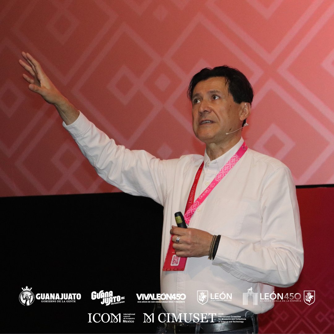ExploraLeon's tweet photo. Salvador Acevedo nos invitó a mirar más allá del presente y reflexionar sobre los nuevos horizontes de las instituciones culturales.

El futuro de los museos también comienza con las preguntas que nos hacemos hoy.
#CIMUSET2026 #MuseosSinFronteras #Conferencia https://t.co/AfqSHd7dPv