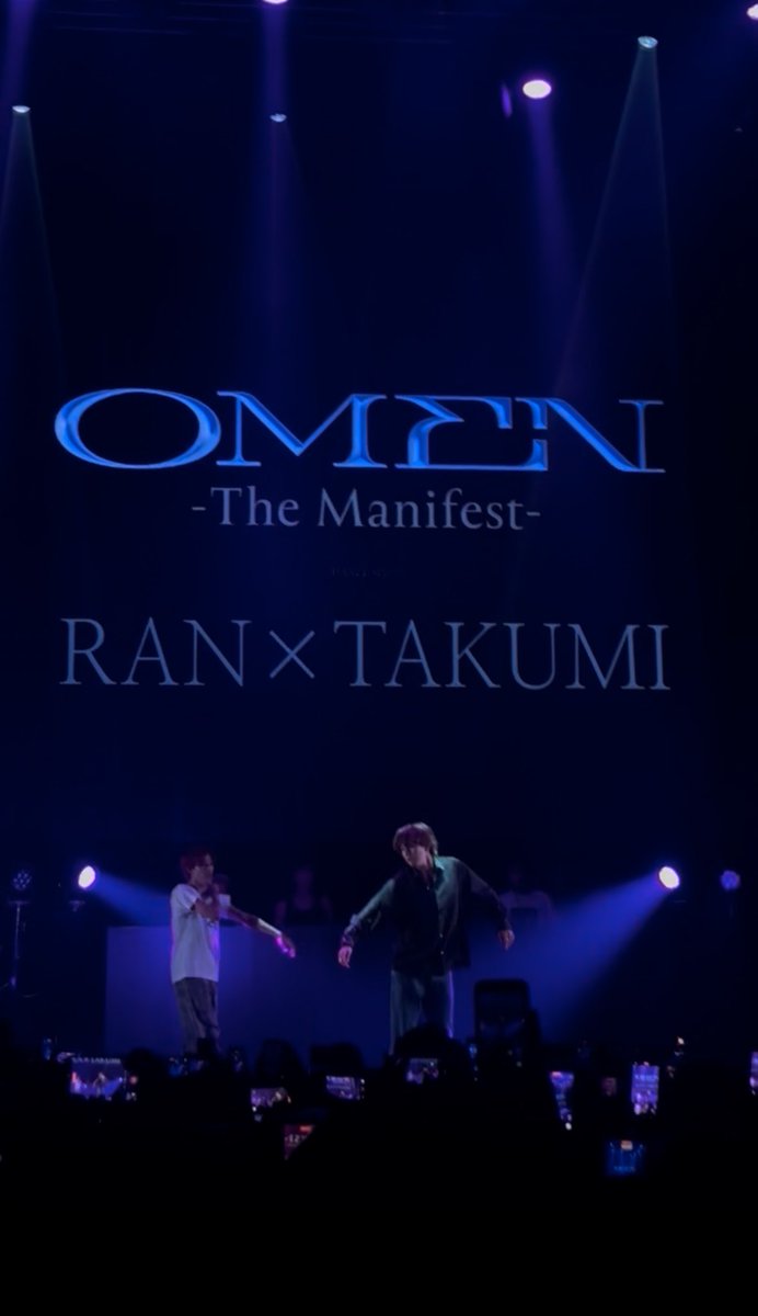 1ejqp7's tweet photo. 2♡26.♡7.27  #OMEN 💕
後方爆飲み界隈で外国人ニキと仲良くなったの思い出🙏🏻🪄✨️半分覚えてない😇💫 https://t.co/g67GOaZKga