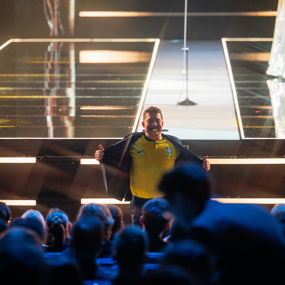 HLTVawards's tweet photo. The night @cogucs became a Hall of Famer 📸 https://t.co/ikemnBGBiD