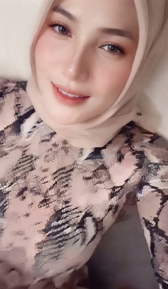 imwuzzi's tweet photo. Tante Malay bawa brondong ke rumah
https://t.co/oUGLHVUHiO https://t.co/2ufNNTeQJA