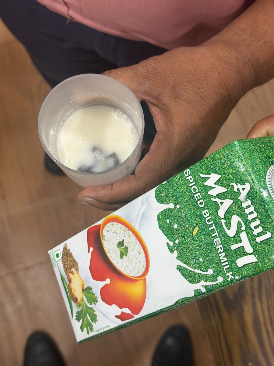 padamsingh10's tweet photo. @Amul_Coop found black gold in Amul buttermilk pack. Bought online. @letsblinkit @Tukaram_IndIAS @fssaiindia https://t.co/GDbCGiwrba