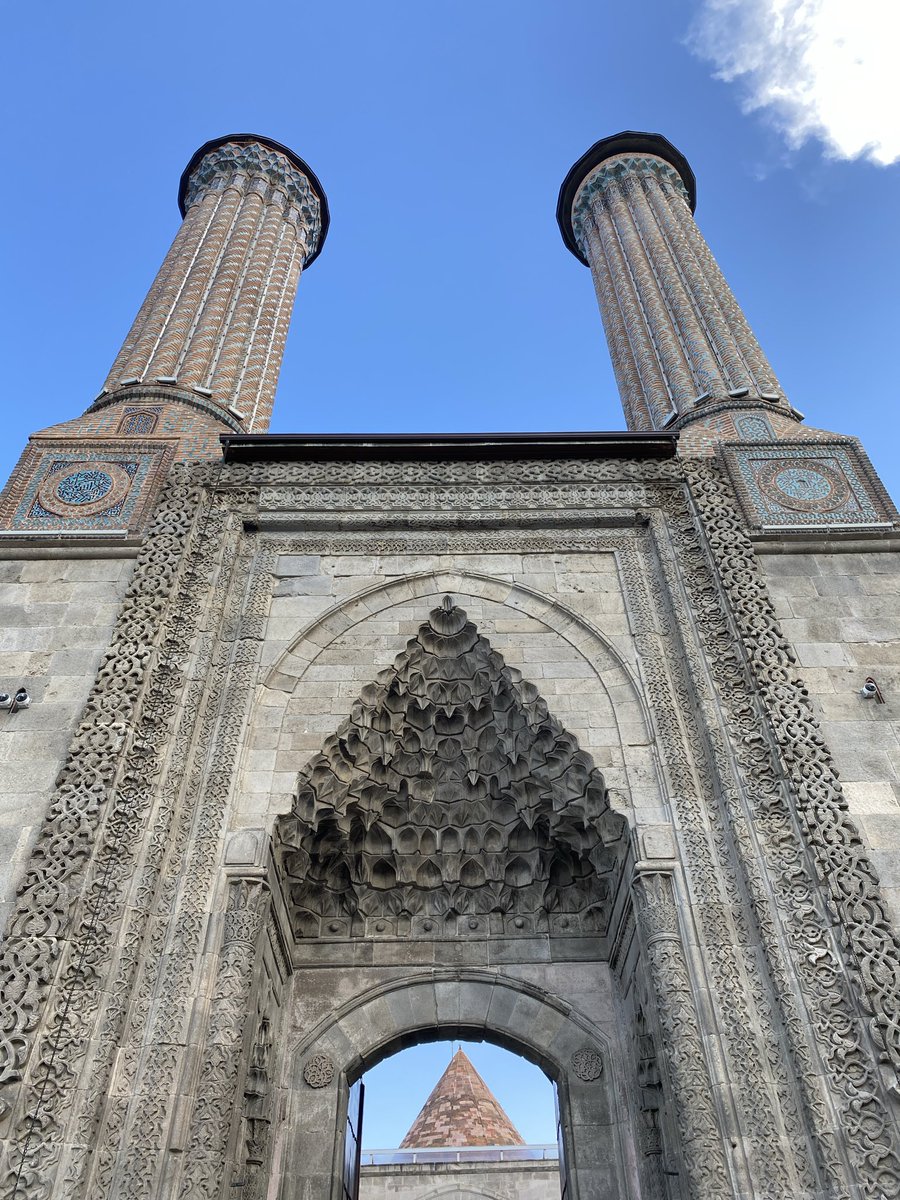 leventtalgul's tweet photo. #erzurum https://t.co/0lk9FVeA8z