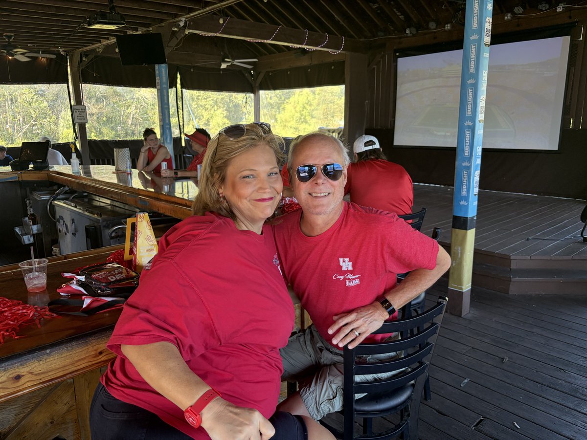 houstonalumni's tweet photo. We had an incredible time at Coogs on the Road: Statesboro, bringing the Cougar community together in Georgia before cheering on the Coogs! 🏈🐾 It was another reminder that no matter where we go, Cougar spirit travels with us. 🚗
#UHAlumni #CoogsontheRoad #Statesboro #GoCoogs https://t.co/sWA0PUZRV5