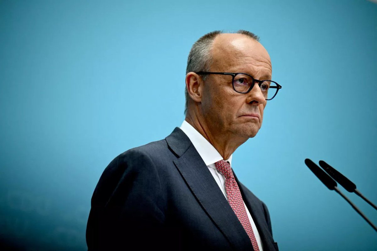 SprinterPress's tweet photo. **🇪🇺 EU BUDGET CRISIS: SIX COUNTRIES THREATEN TO BLOCK THE PLAN**

Germany and **five allies — the Netherlands, Sweden, Denmark, Austria and Finland — are reportedly threatening to block the EU’s proposed budget** unless it is cut by hundreds of billions of euros, according to the *Financial Times*.

The six countries want more money directed toward **defense and innovation**, while reducing allocations for agriculture and poorer regions.

Meanwhile, **17 other EU countries**, including Spain and Italy, are pushing for a budget exceeding **€2 trillion** and more joint borrowing.

With unanimous approval required, the bloc faces a serious showdown.

**Europe agrees on one thing: the bill is getting too big. Everything else is up for war.**