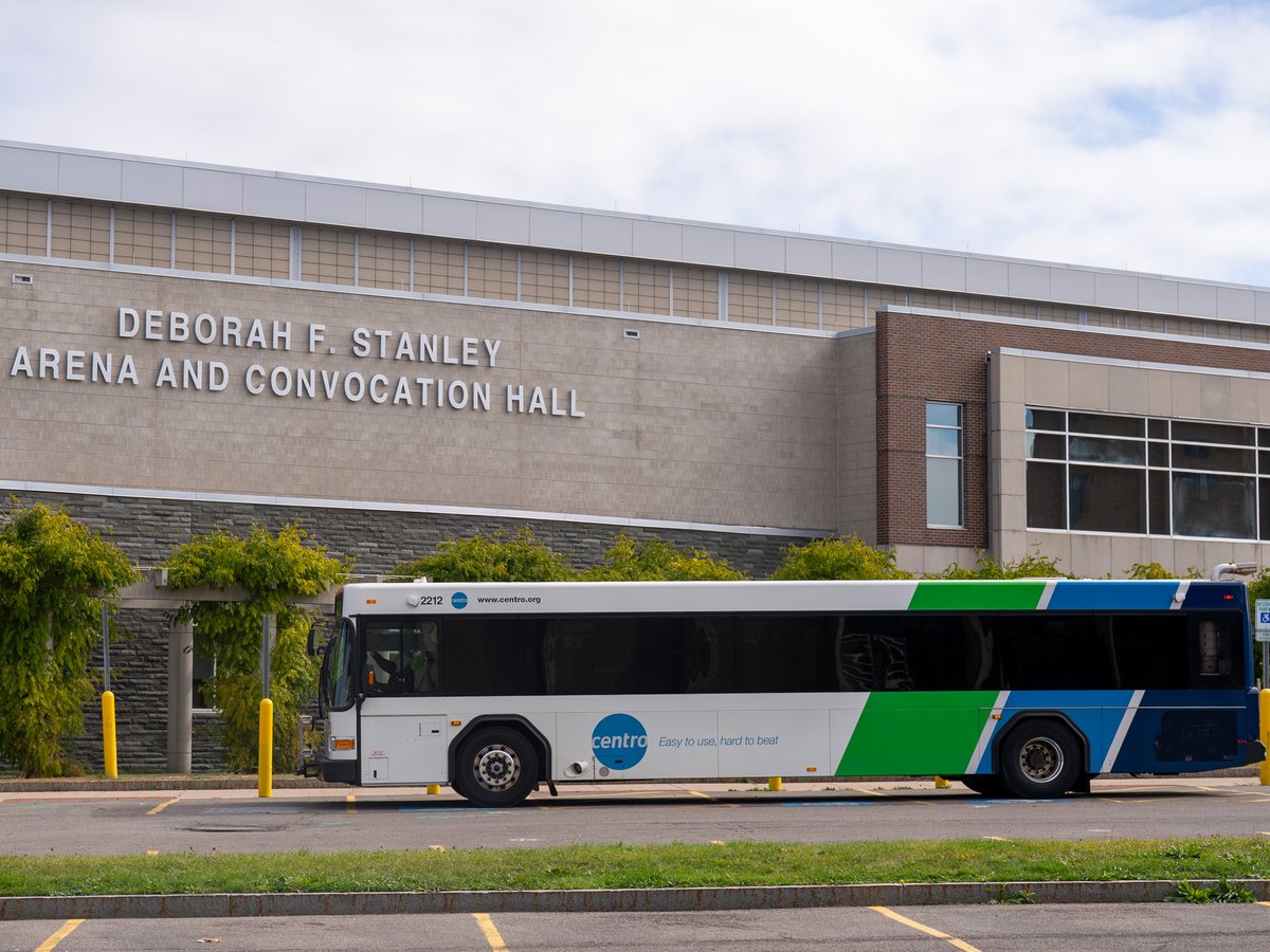 GoCentroBus's tweet photo. Yesterday, Centro attended the Buses, Bikes & Good Vibes event for @sunyoswego students! 🚍🚲

Participants learned how to navigate the local bus system, plan their trips and ride Centro safely. They also learned about bike safety, including road and bike lane rules, proper hand signals, and even put their skills to the test in a bike safety obstacle course!

Thank you, SUNY Oswego, for having us! We’re always happy to help students build the confidence and knowledge they need to safely navigate their community. 💚💛

#GoCentroBus #sunyoswego