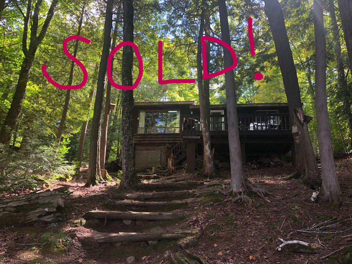 junenortonRHR's tweet photo. **This Palmerston Lake cottage in Ompah is SOLD**After more than 50 yrs, this lakefront retreat will pass to a new family to enjoy and make memories!!**
**If you've ever thought of owning a cottage, it's a great time to buy.  Contact June Norton &amp; Bernie Lee of Royal Heritage** https://t.co/FX9CrgHTSF
