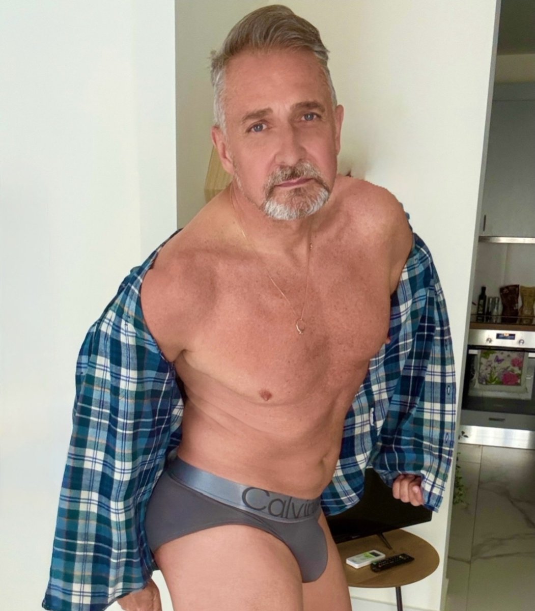 daddymoosesays's tweet photo. Happy Tuesday from Paris guys 🫶🙌 https://t.co/elas3lOdoJ