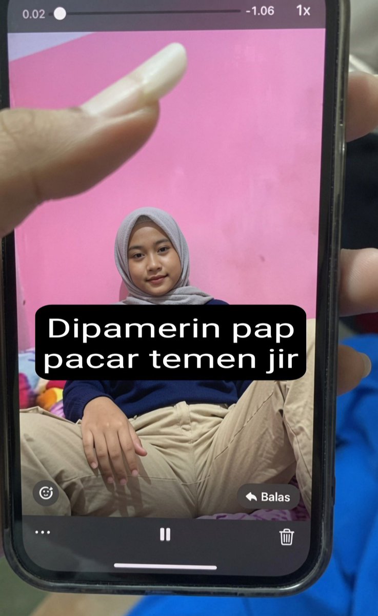 Sameed_M_2002's tweet photo. Niat buat pacar malah di pamerin 
https://t.co/3pAXUTxxmY https://t.co/Gpdtxw8yOT