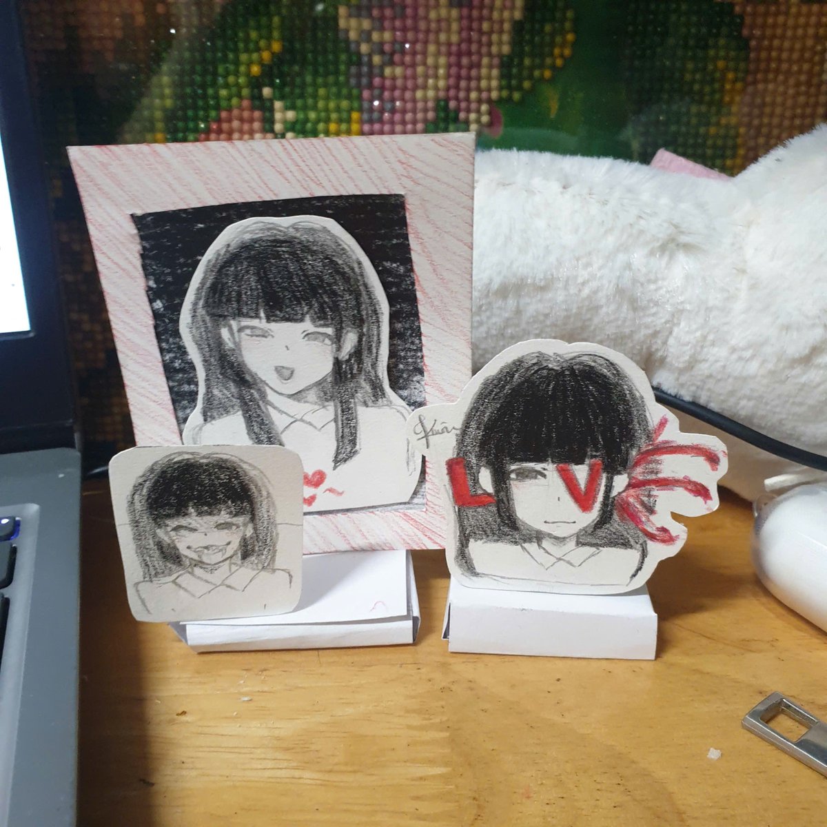 memaybeo1241643's tweet photo. Yey!!!! Big thanks to my sister for drawing Monoe for me♥️ #Monoe #art https://t.co/h7XhahXonO