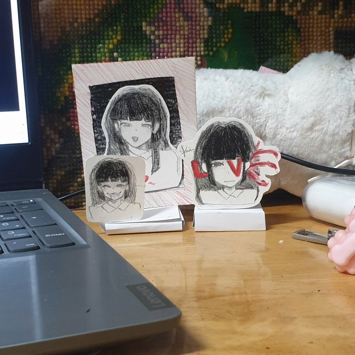 memaybeo1241643's tweet photo. Yey!!!! Big thanks to my sister for drawing Monoe for me♥️ #Monoe #art https://t.co/h7XhahXonO