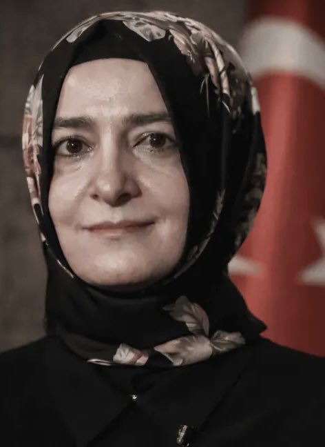 nedimsener2010's tweet photo. İstanbul Cumhuriyet Başsavcılığı Aklama Suçları Soruşturma bürosunca yürütülen fon soruşturması kapsamında İlyas Kaya ve eşi Fatma Betül Sayan Kaya’nın tüm mal varlıklarının dondurulmasına ilişkin ilgili tüm kurumlara müzekkere yazıldı. https://t.co/3vMj02Uu6A