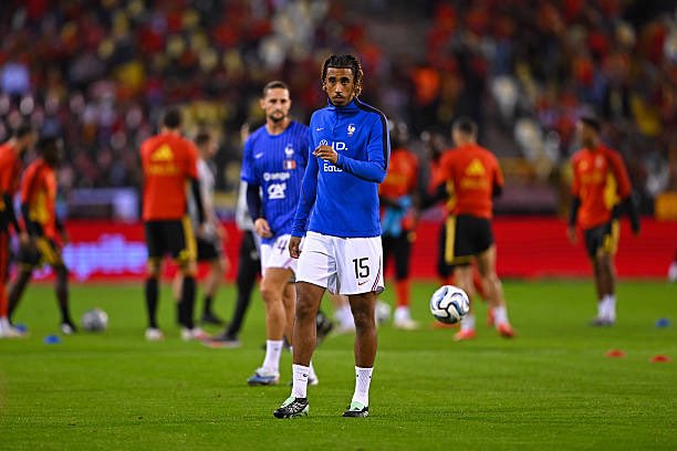 _mufcespxtrafc_'s tweet photo. Leny Yoro no jugó ningún minuto mientras que Senne Lammens y Youri Tielemans jugaron todo el partido en la victoria de Francia contra Bélgica por 0-1. #mufc #mulive https://t.co/dKEtuKjNRD