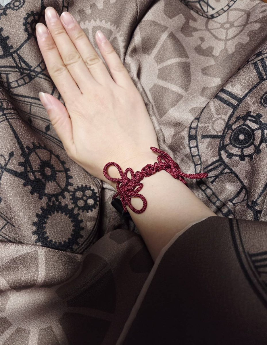 9elysion's tweet photo. @Otori_craft 様
日、プレゼント企画のブレスレットを受け取りました。手首につけると大変華やかになり、コーデのアクセントになりそうです😄この度は素敵な応募企画の当選にお選びいただきありがとうございます https://t.co/b5tE8RmezM