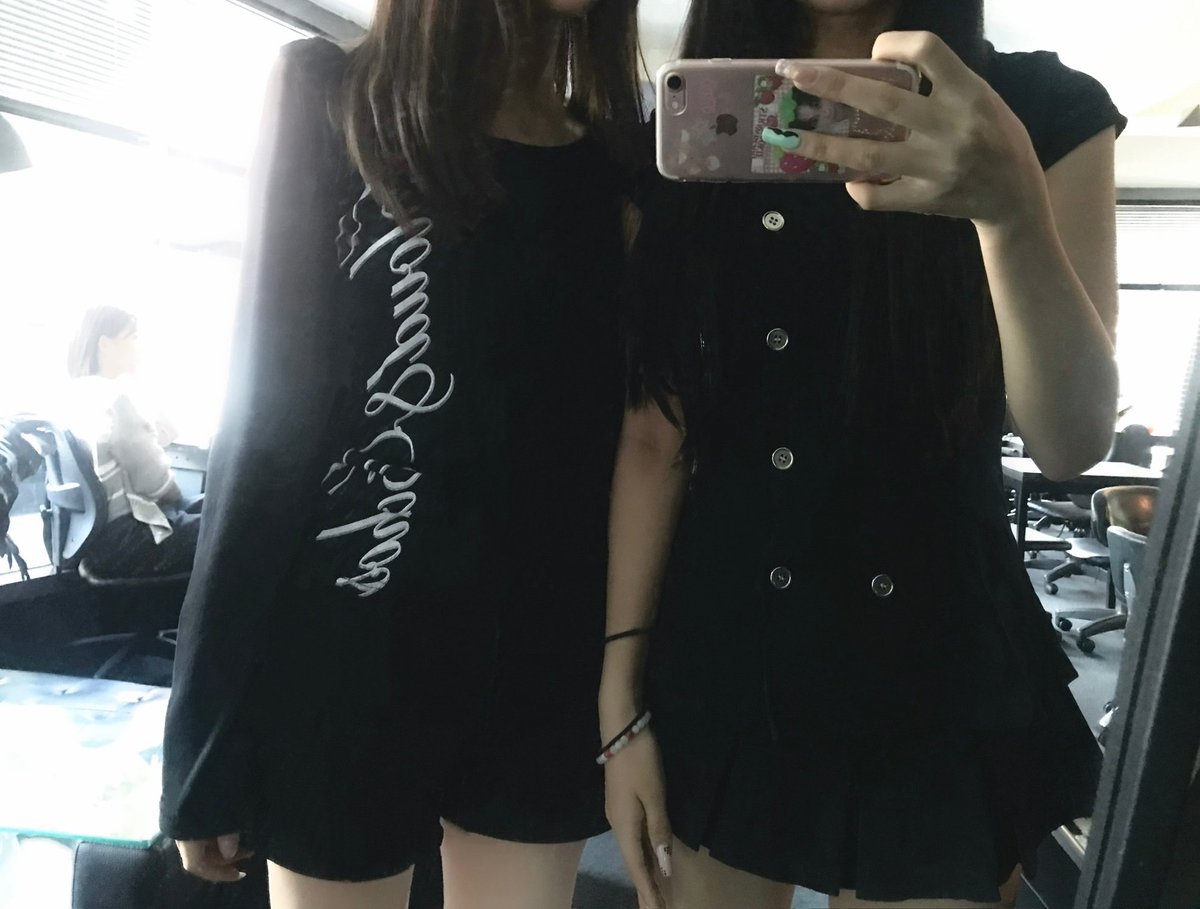 oa5yk's tweet photo. 무채색 왜이리 좋을까.. https://t.co/RlmdIfrGI1