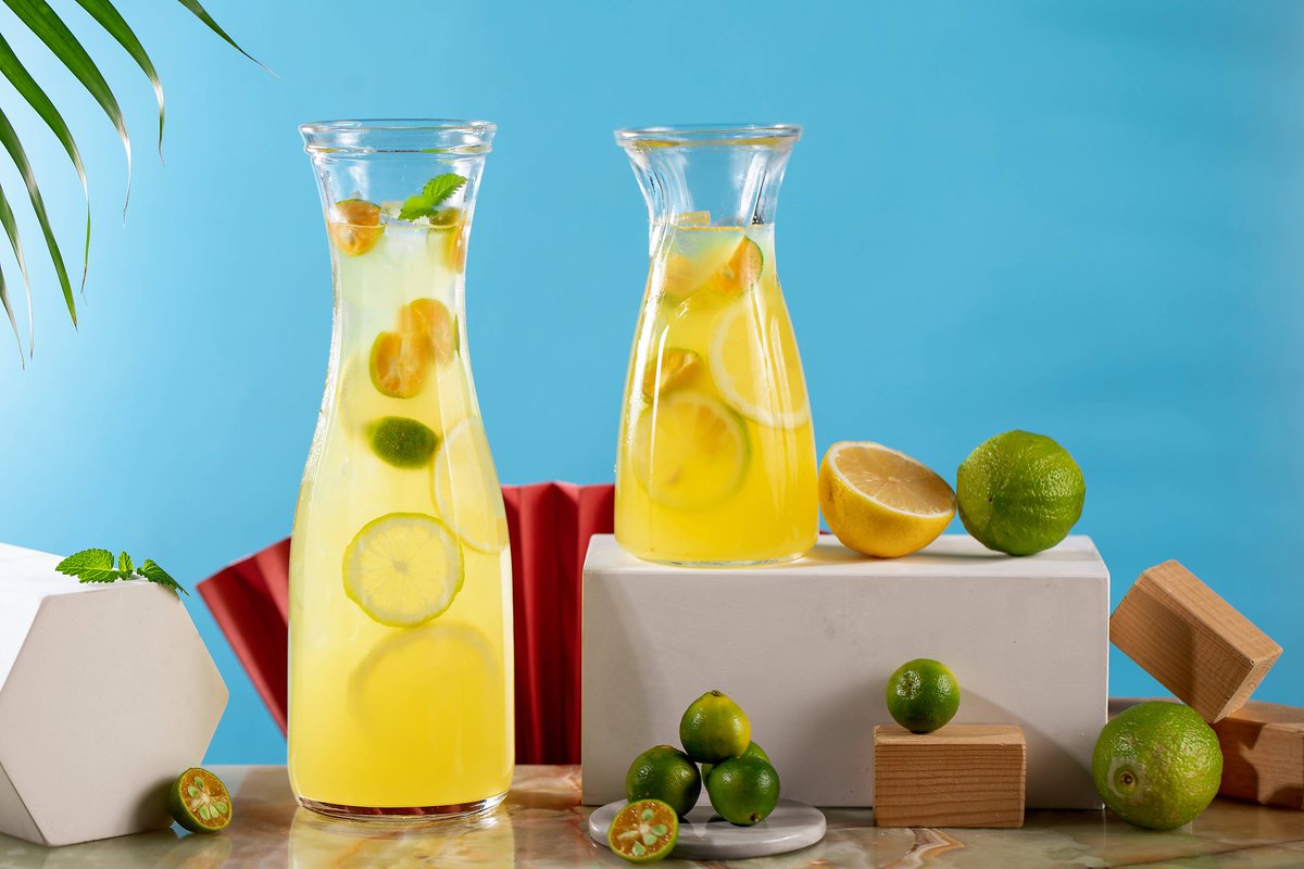 Rubieunswo7qg's tweet photo. Prepara un refrescante limonada casera en 5 minutos: mezcla jugo de 3 limones, 2 cucharadas de azúcar y 500ml de agua fría, ideal para el verano!， https://t.co/Vst3jPuaIs
