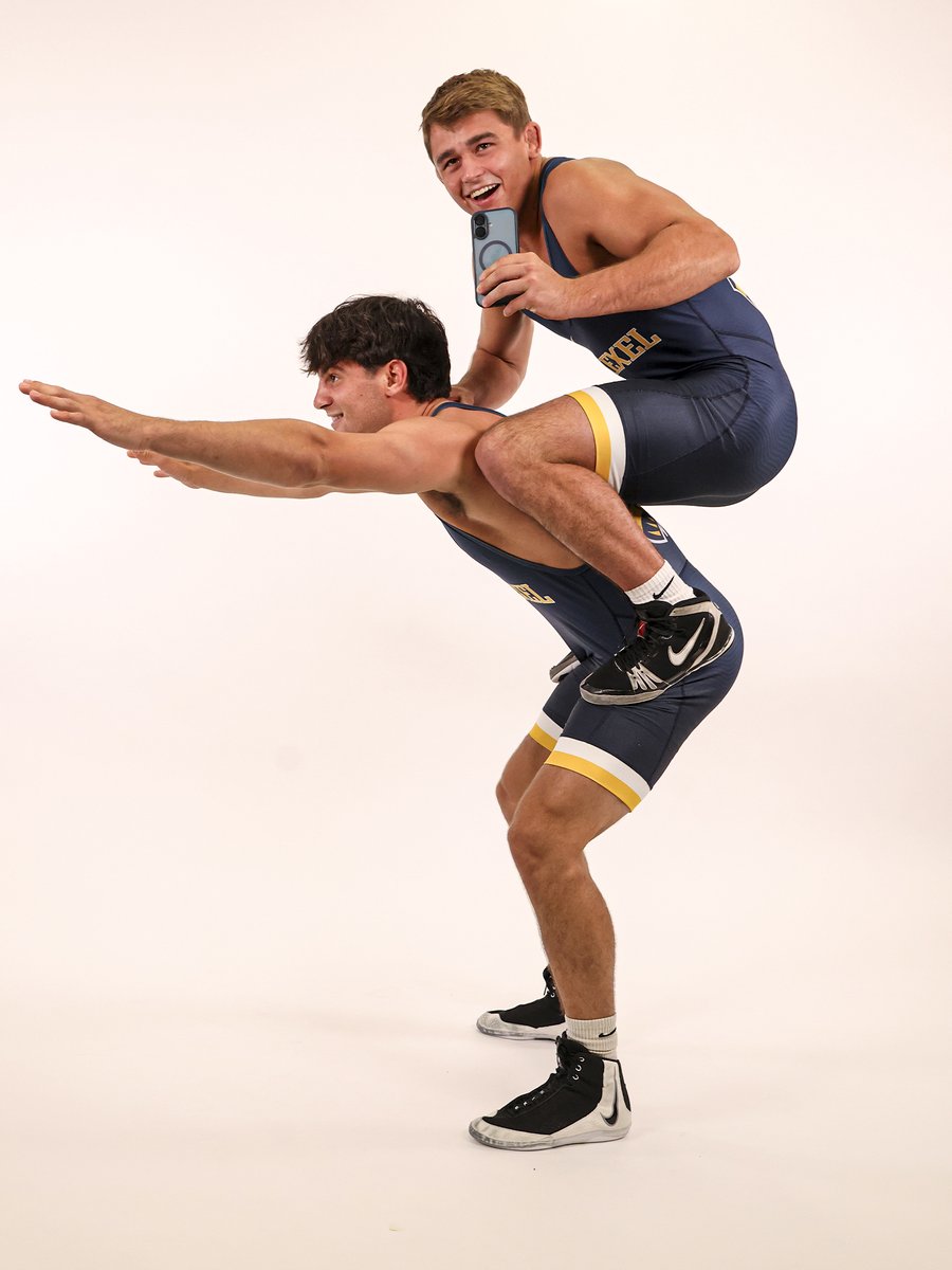 DrexelWrestling's tweet photo. Rocked out on media day. 🎸

#BringTheHEAT🔥 https://t.co/mHhh1SJP96