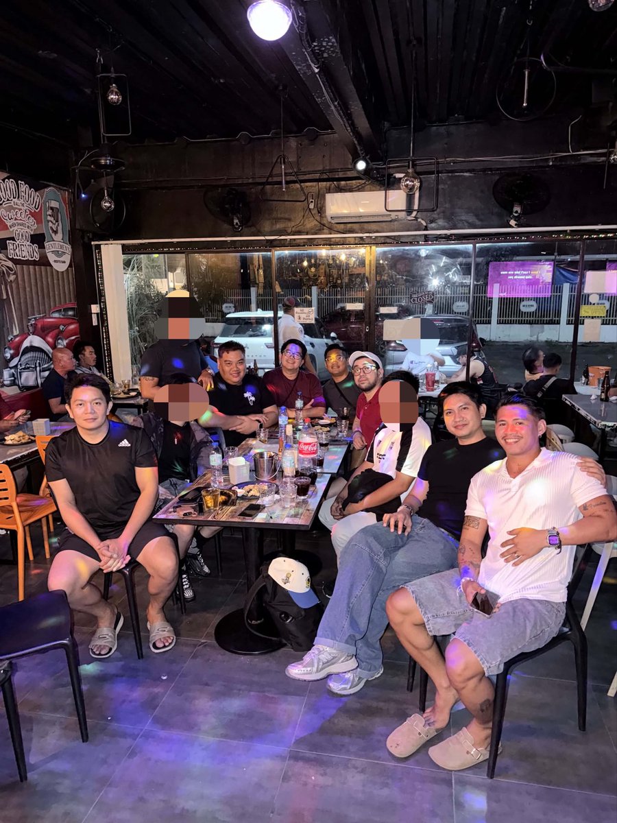 Joer058's tweet photo. 📍I'll Bistro Iloilo
@dadearshots  @kleintkidtop  @Kweeendom @BlakePa80046637 @NoyHinata @potskie00  @FizzSprite @jagermavrick https://t.co/x2fXEq9vzo