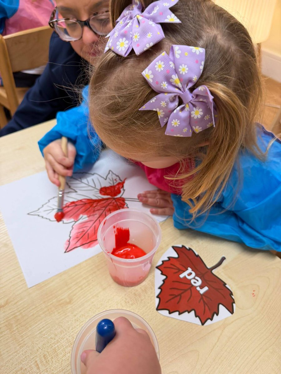 BloomCCFun's tweet photo. ๐ Autumn creativity at Bloom Aintree!
๐จ Our children explored seasonal colours through painting, imagination and fun. ๐โจ
#BloomAintree #AutumnFun #CreativeKids #EarlyYears #LearningThroughPlay https://t.co/pgnLN6iJAp
