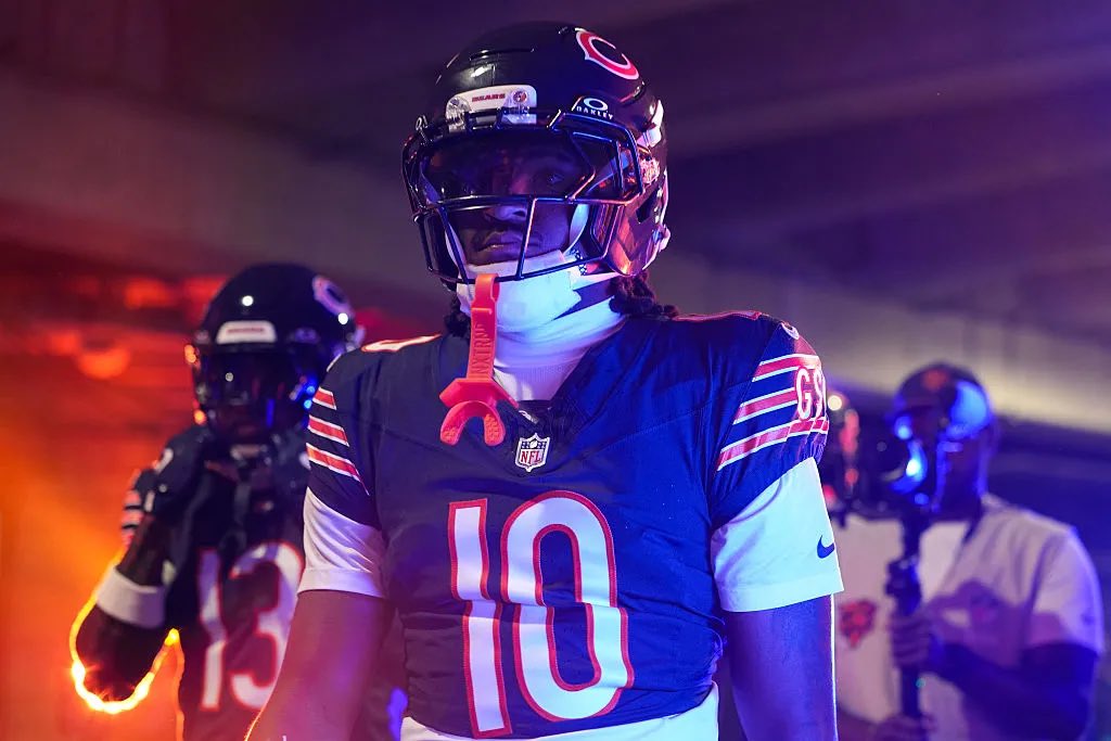 ianmillerIM's tweet photo. Luther Burden’s Target Share this season

Week 1: 19.2%

Week 2: 23.3% (team lead)

Week 3: 32.4% (team lead)

Burden WR1 SZN arrives all the same https://t.co/Ji2J3354EU