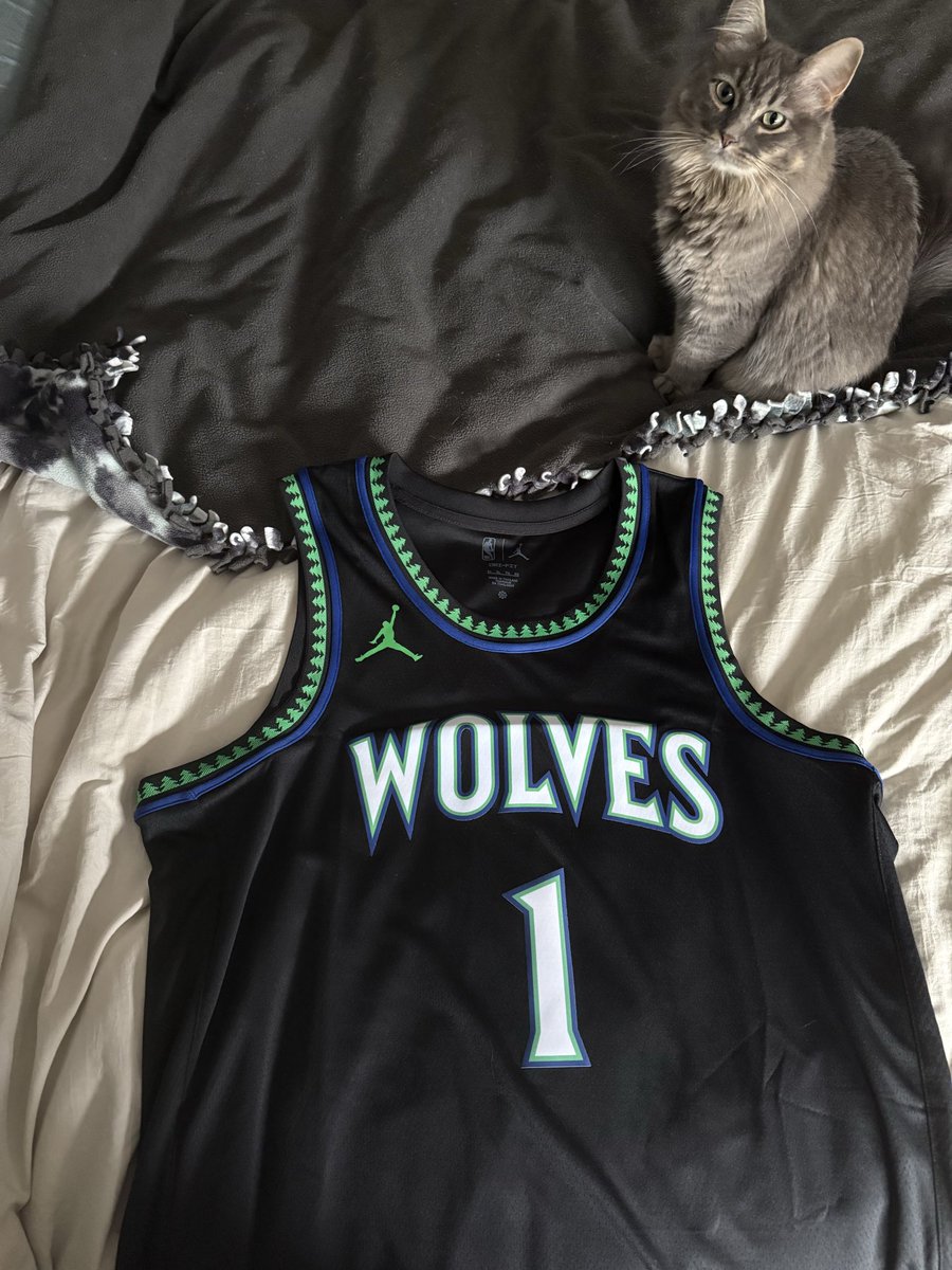 WolvesBetter5_3's tweet photo. Jersey arrived today!! Let’s go Wolves! 🐺 https://t.co/BZ5HUNcWta