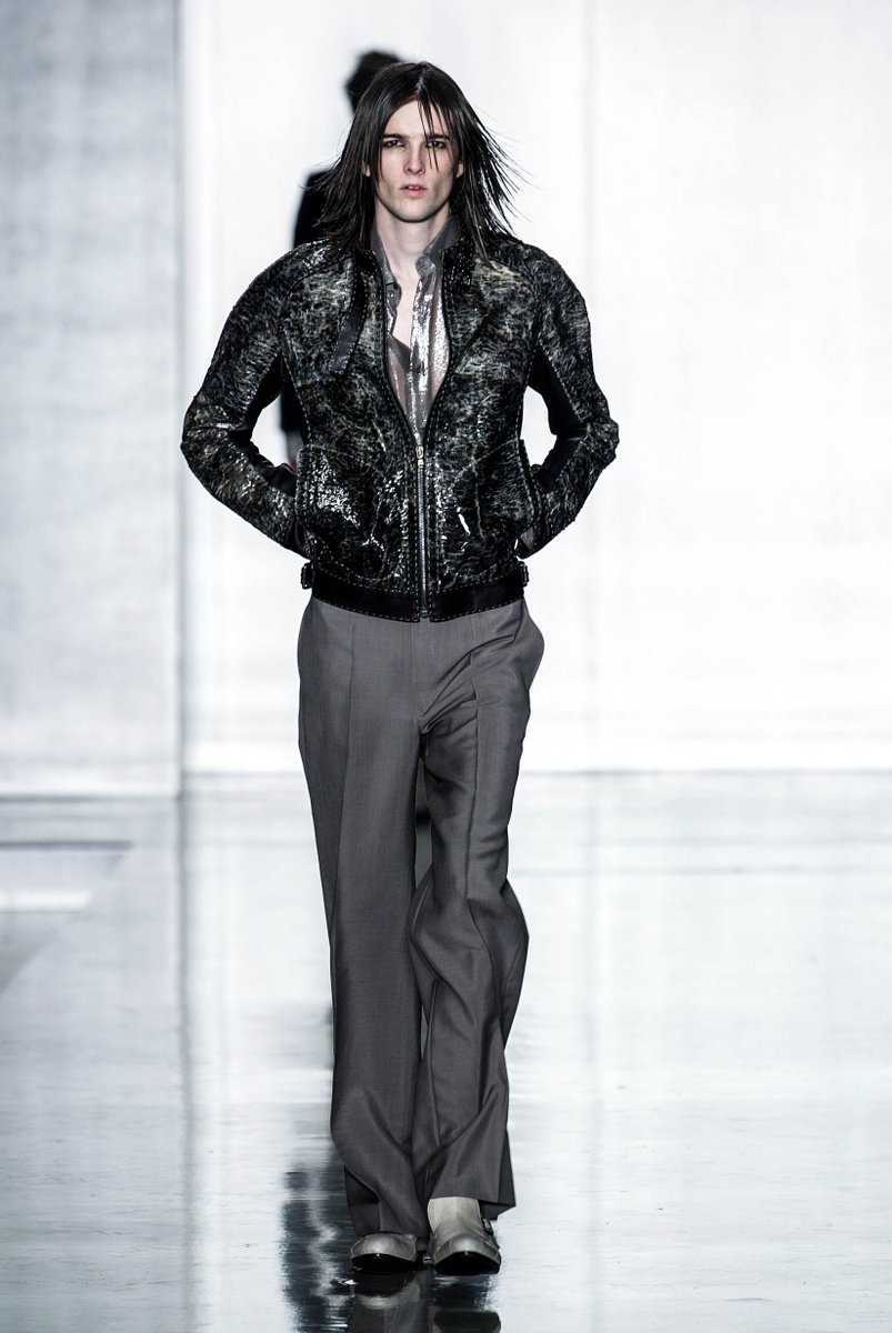 8irth's tweet photo. fendi men's fall/wint 2003 https://t.co/cyuBQlGcIp