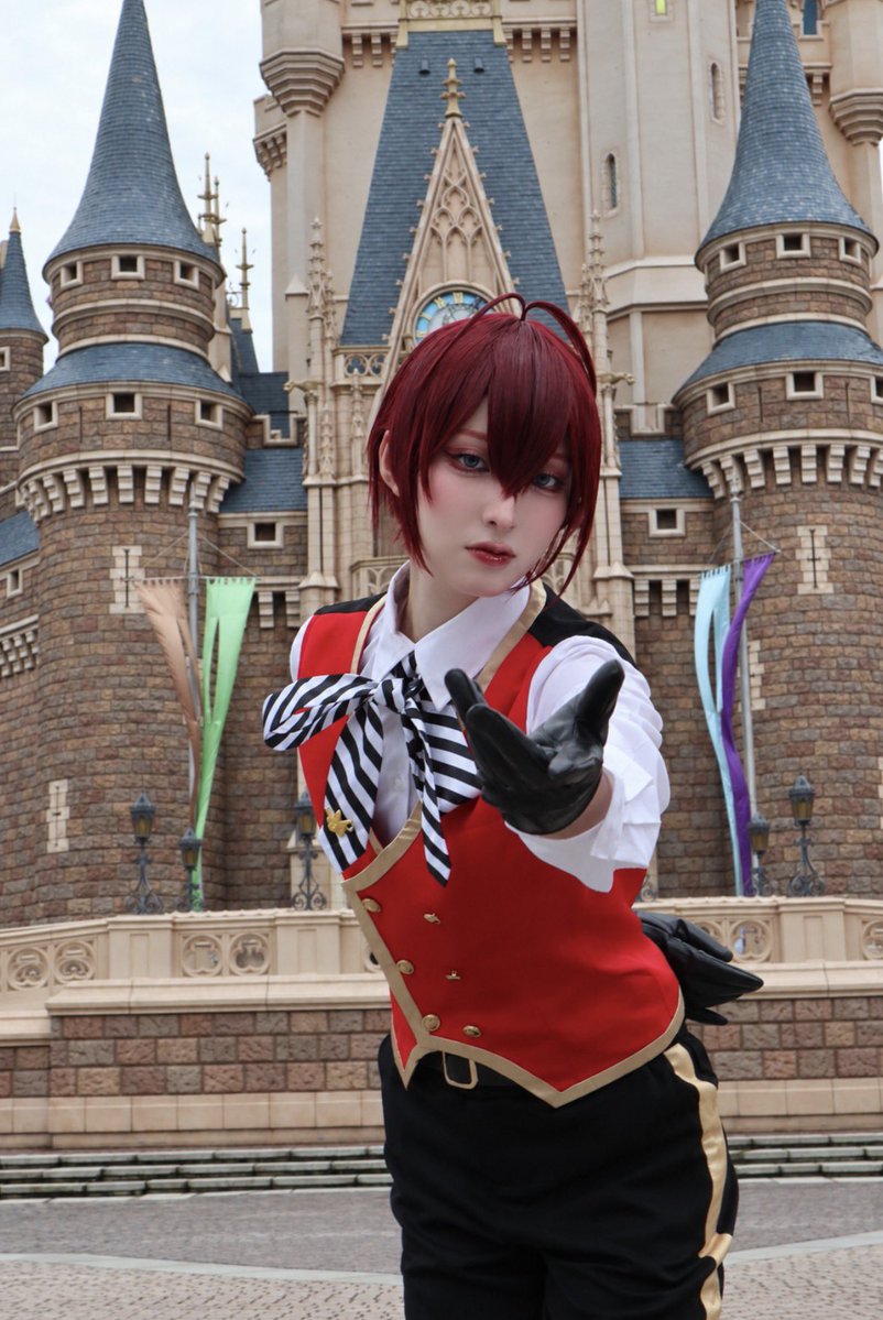 tyokasu_desu's tweet photo. 「お分かりだね？」

 #dハロ仮装2026 
 #Dハロツイステ https://t.co/kWEA4sJ0UY