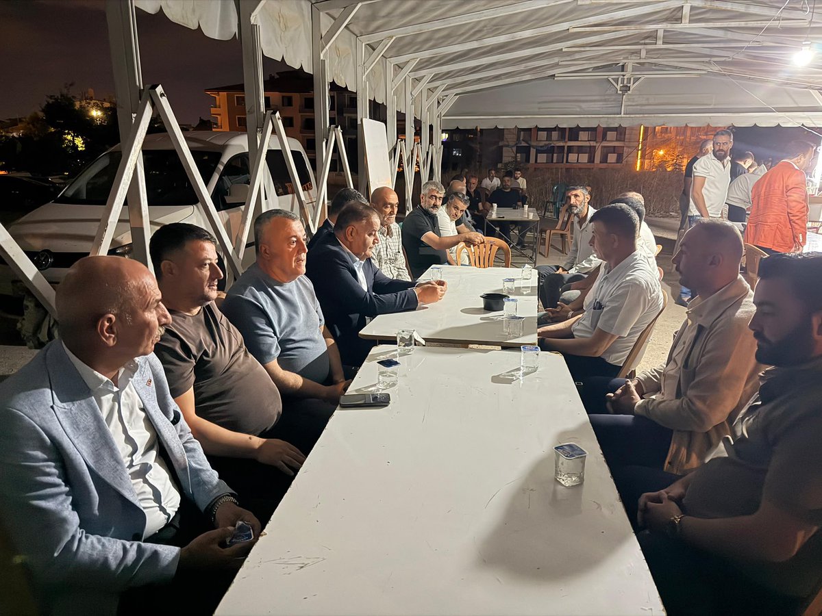 gokhangok44's tweet photo. Uzun zamandır yanımızda çalışan değerli çalışma arkadaşımız Mehmet Altunsuyu’nun ahirete irtihal eden kıymetli annesinin taziyesine katılım sağladık.

Merhumeye Allah’tan rahmet; ailesi ve yakınlarına başsağlığı ve sabırlar diliyorum.

Mekânı cennet olsun.

#Salı https://t.co/FP7z4BmLVp