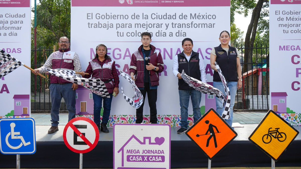 SOBSECDMX's tweet photo. Con la #Megajornada de servicios llegamos a la colonia Moctezuma 2ª Sección, en Venustiano Carranza, tras el recorrido No. 62 del programa #CasaXCasa, a fin de dar respuesta pronta y directa a las necesidades identificadas en territorio. https://t.co/aQJB3MHZHL