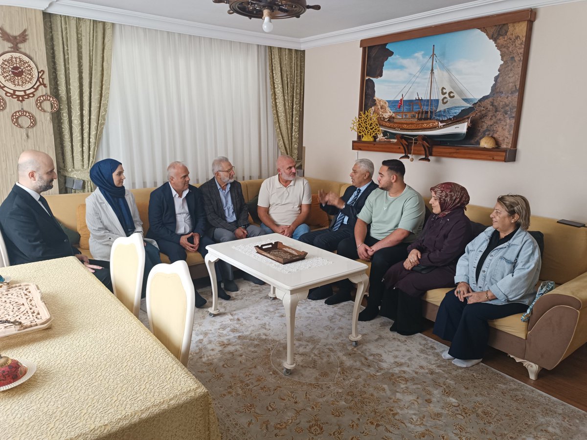 mehmetbindal's tweet photo. Türkiye yüzyıl'ı buluşmaları İstanbul https://t.co/RajQh6jcHk