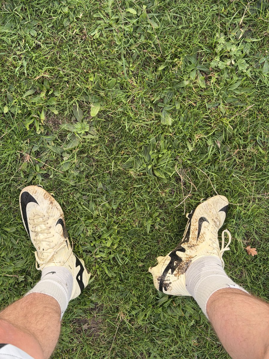 LoganHunts_'s tweet photo. Still thinking about yesterdays match ⚽️💦

Come worship this cashmasters size 10.5 boots 🦶🏻😈 https://t.co/Zq3dd86twh