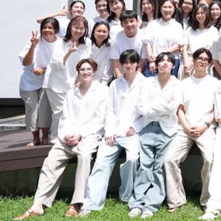 yunamume's tweet photo. ไอติมนมมานี่ https://t.co/peMKjiUw6U