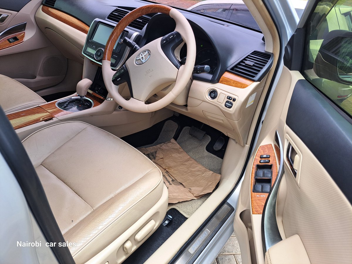 MackenzieAlesk's tweet photo. Toyota  Premio  // 2014 model // 2000cc  

Keyless ignition  // Powered seats  // Multifunctional steering  // neat biege interior  // fog lights  // accident free  

Asking Price  1,680,000ksh negotiable upon viewing 
Trade-in accepted  
Contact Alex 0704-342252 

#toyota #toyotapremio #carsonsalekenya #nairobicarsale